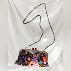 🌸 Kiki & Syds Floral Kiss Lock Crossbody Clutch Vintage Inspired Bag